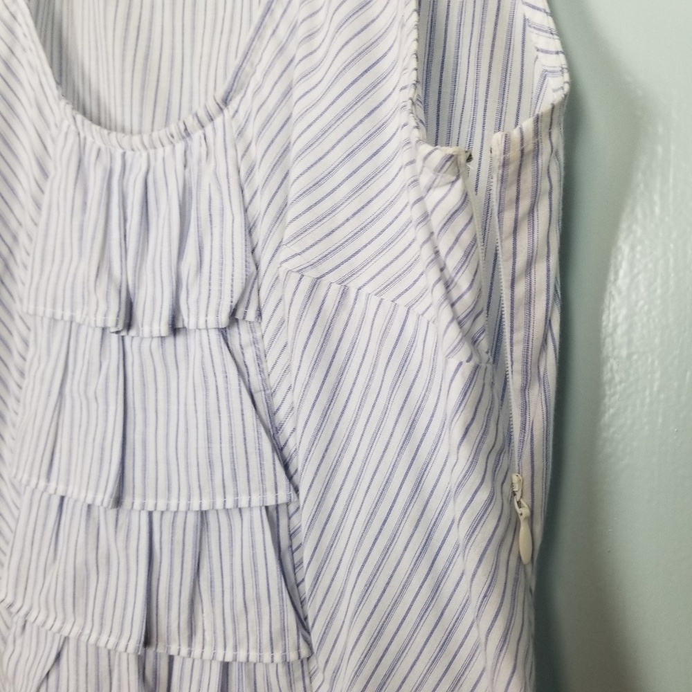 LOFT Seersucker ruffle sleeveless top size 0P  *G1 - Picture 4 of 4